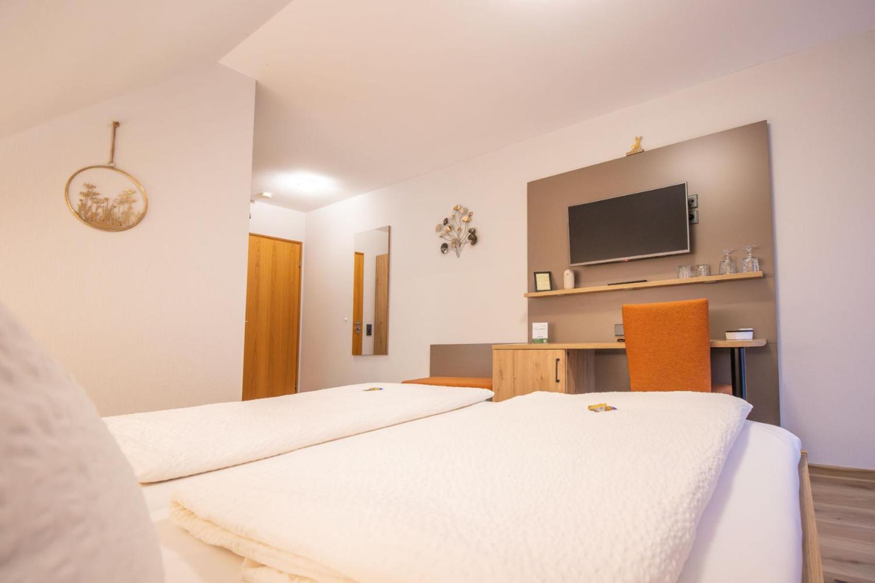 Hotel - Gasthof Blume Oppenau Kültér fotó