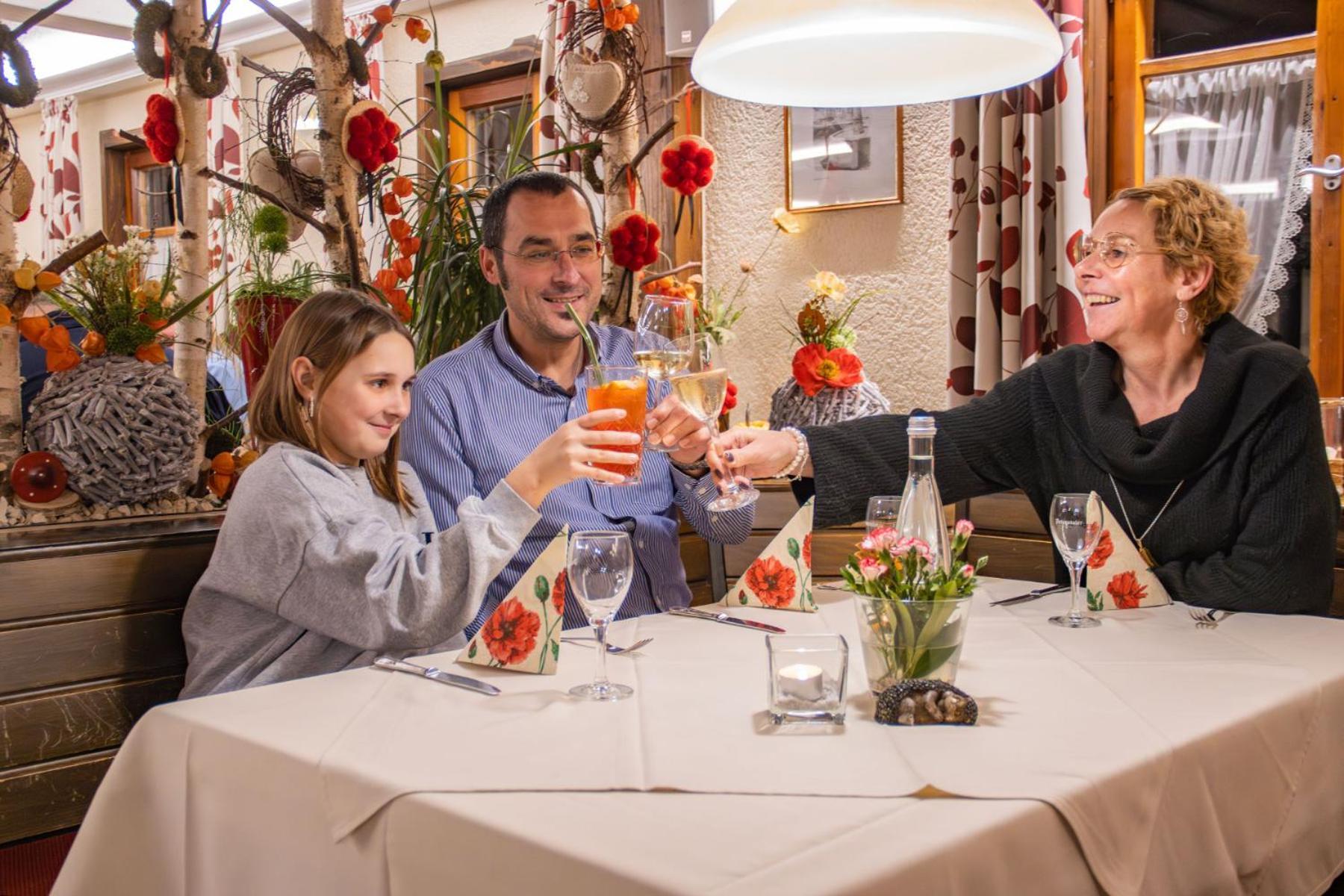 Hotel - Gasthof Blume Oppenau Kültér fotó