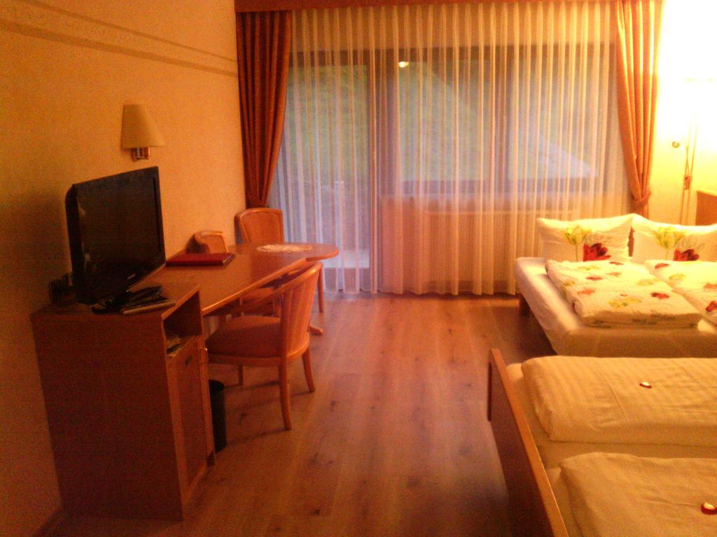 Hotel - Gasthof Blume Oppenau Kültér fotó