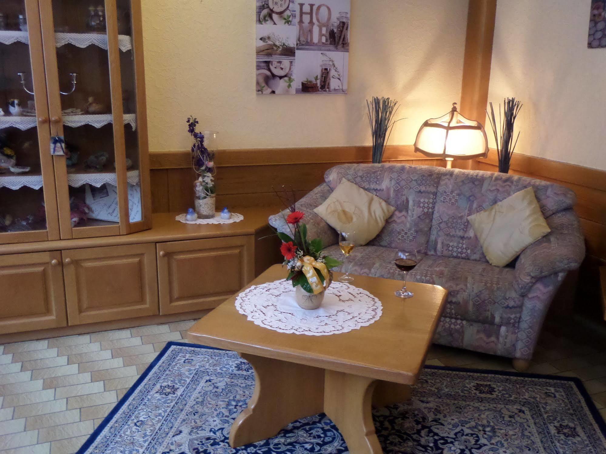 Hotel - Gasthof Blume Oppenau Kültér fotó
